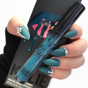 Kylie Cosmetics,  Lip Kit  Limited Edition Shade "2014"